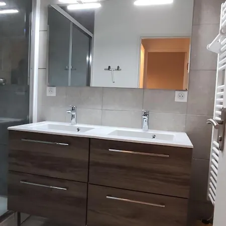 Appartement T4 *