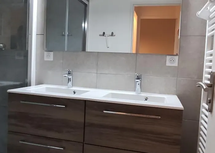 Апартаменты T4 *